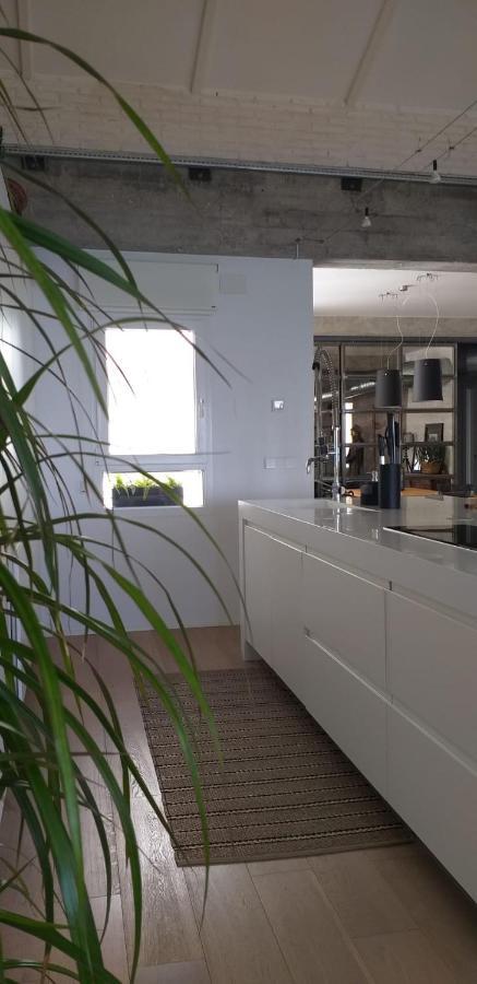 Appartamento Ático Loft en frente al mar terraza vista espectacular Alicante Esterno foto