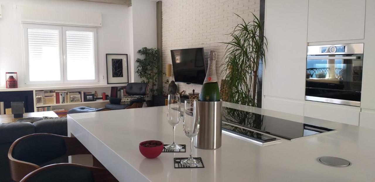 Appartamento Ático Loft en frente al mar terraza vista espectacular Alicante Esterno foto